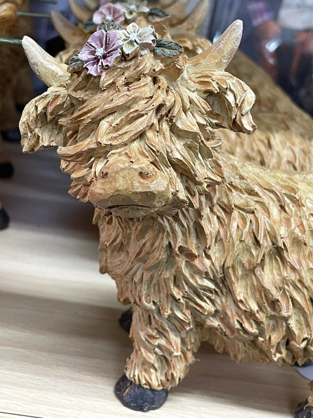 Brown Highland Cows with flower in mouth & head Ornaments