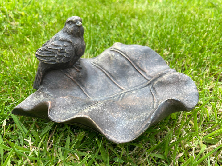 Bird on a leaf feeder garden decor ornament