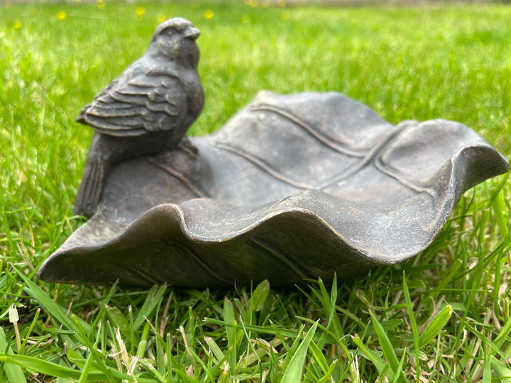 Bird on a leaf feeder garden decor ornament