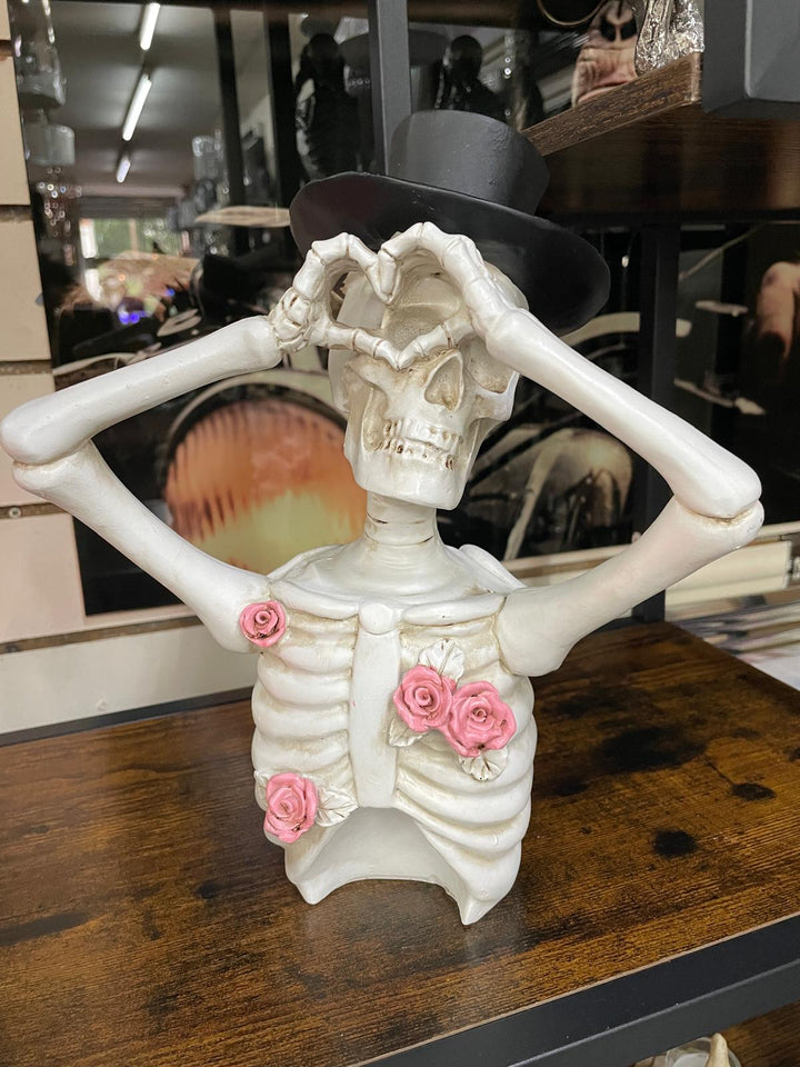 Love Skeleton with hat & roses resin decorative quirky ornament