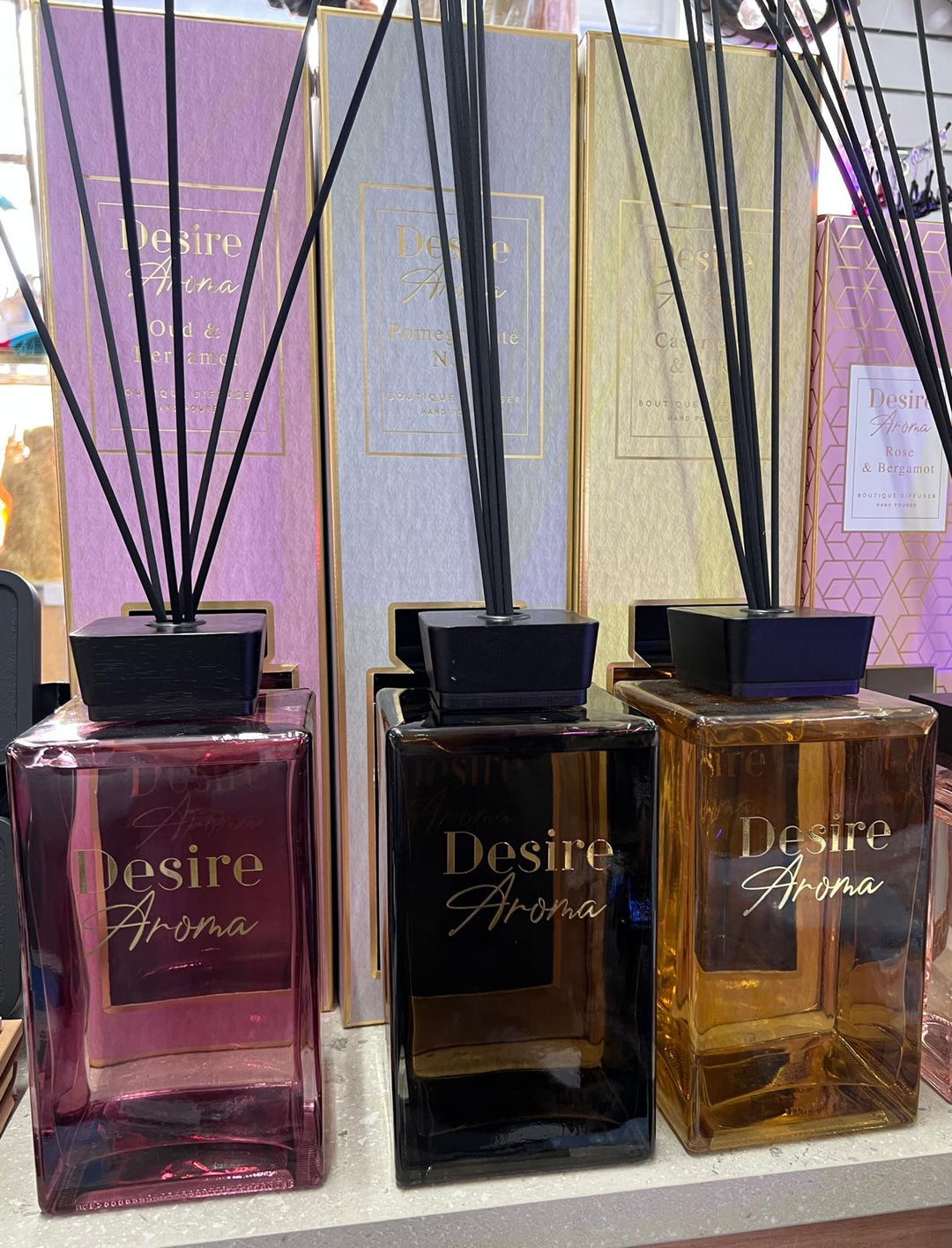 2L Ornamental Reed Diffusers – Glass Bottle Collection pomegranate noir, our & bergamot and cashmere & silk