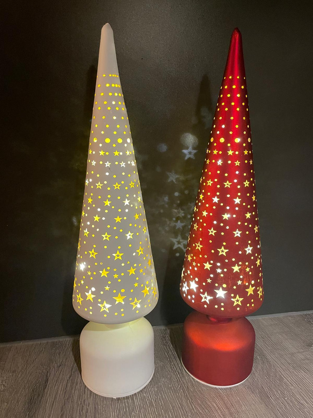 40cm LED Rotating Tree Star Red & White Christmas Festive Decoration