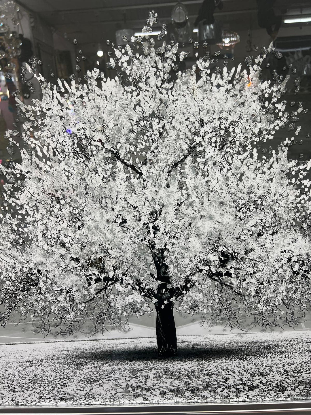 White Tree Wall Art Crystals Liquid Art Finish & Two-Tone Frame Elegant picture