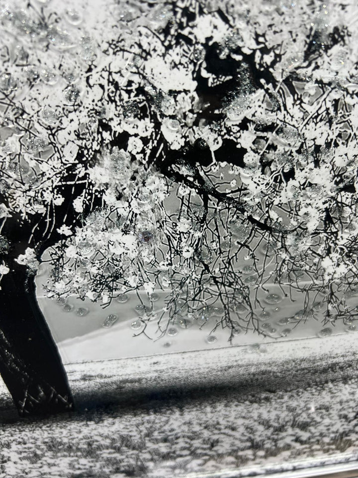 White Tree Wall Art Crystals Liquid Art Finish & Two-Tone Frame Elegant picture
