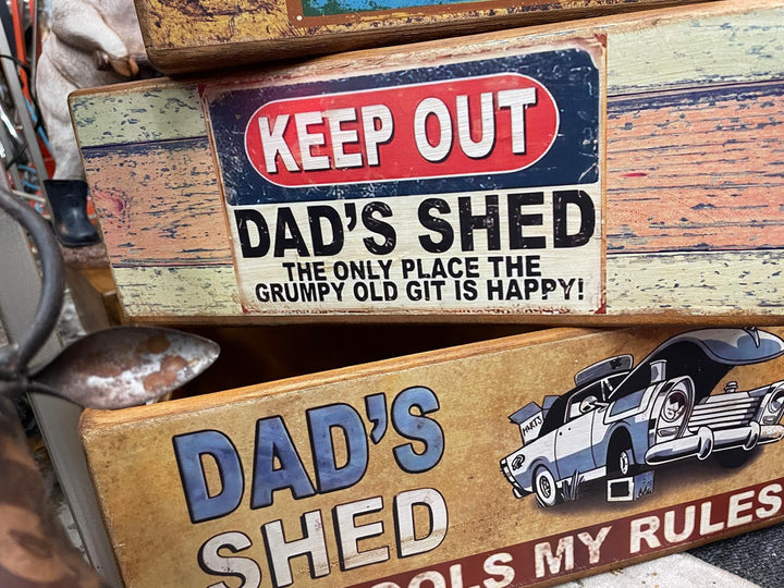 Share Dad’s Shed Bottle Crate Rustic quirky Display Box for His Favourite Drinks