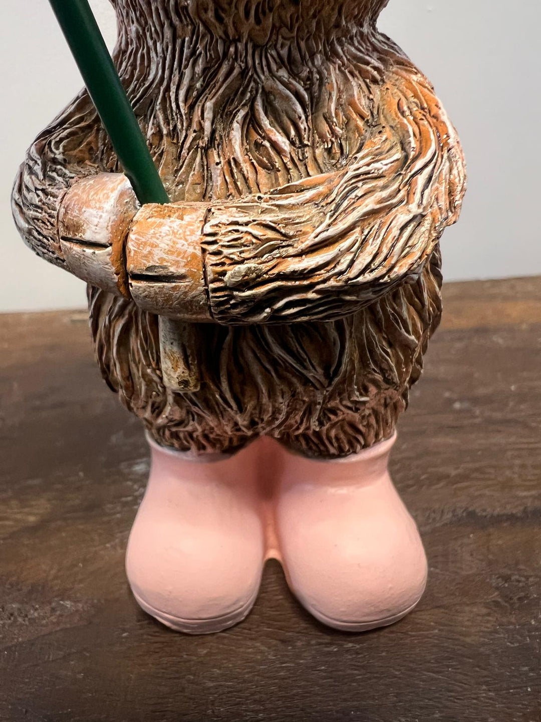 Highland Cow Boy & Girl Resin Ornaments – Cute Farm Décor with Wellies & Umbrellas