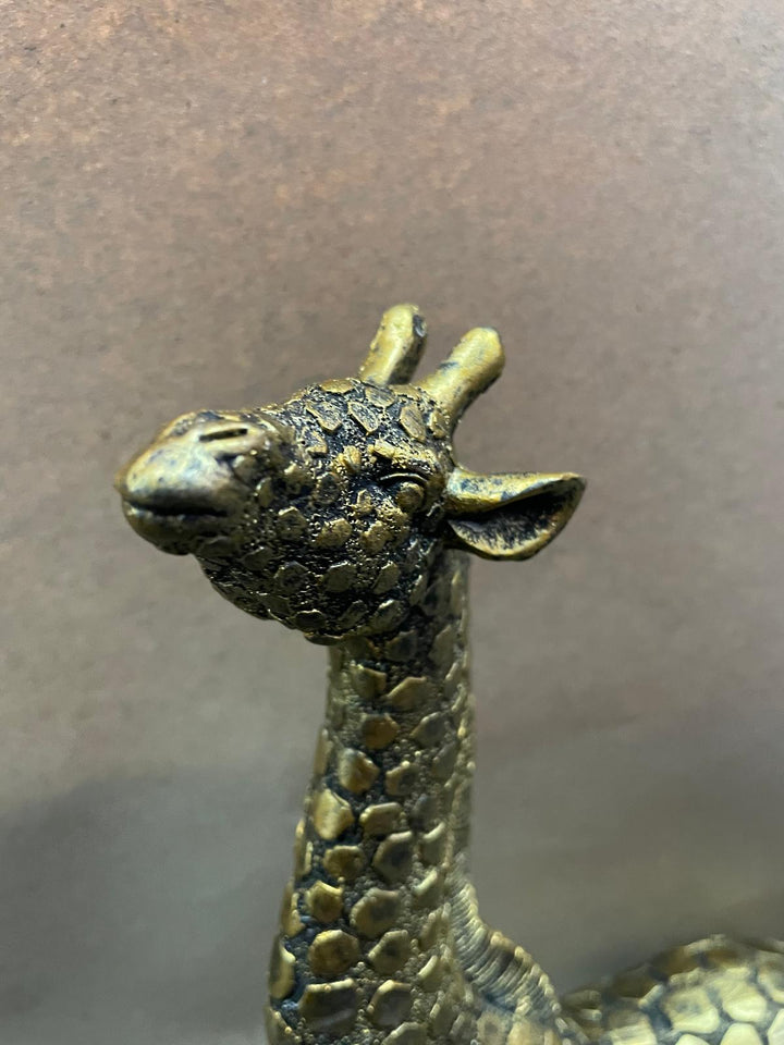 Resin Giraffe Ornament Sitting Tall Brushed Gold Decorative Animal Figure