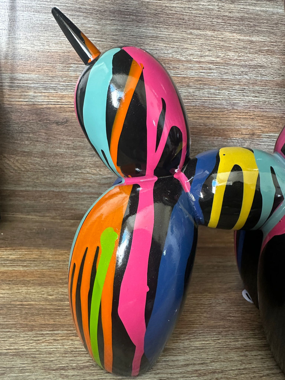 Multicolour Drip Art Balloon Dog Ornament – Modern Resin Pop Art Home Decor Sculpture