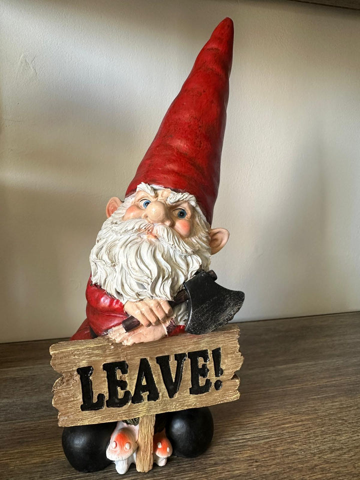 Resin Garden Gnome Ornament | Cute Outdoor Lawn & Patio Gnome Decoration