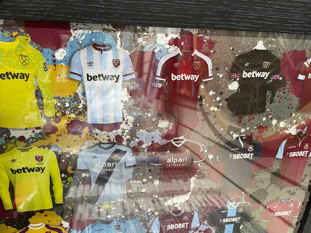 Black frame WEST HAM FC Team miniature T-shirts stripe wall art picture fitment