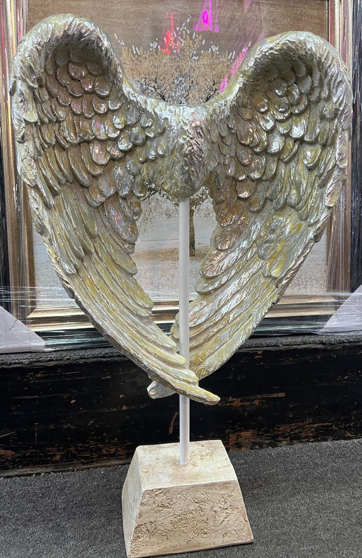 Creamy gold angel wings bust decorative ornament