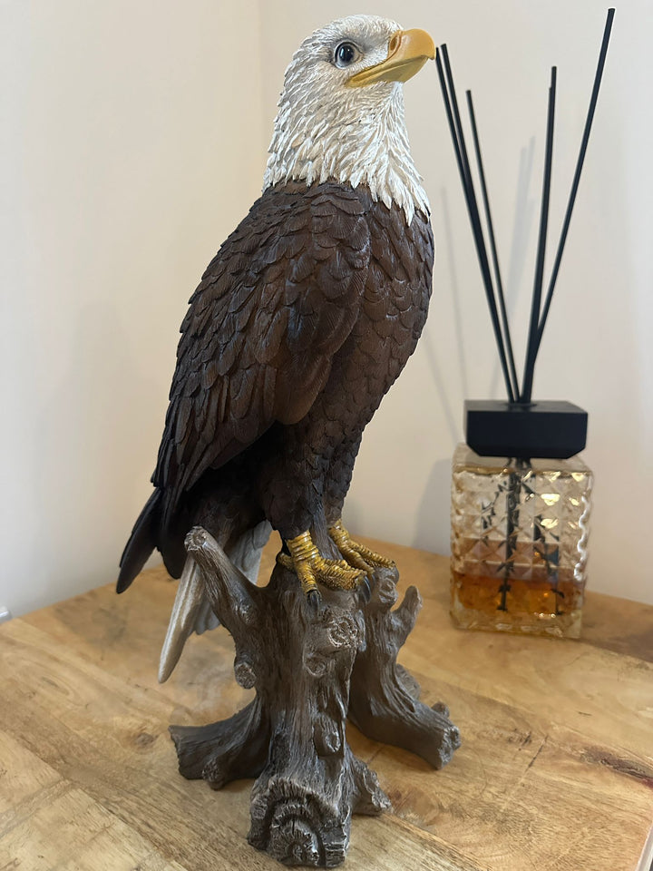 Handcrafted Eagle & Owl Figurine Ornament – Rustic Wildlife Home Decor Statue