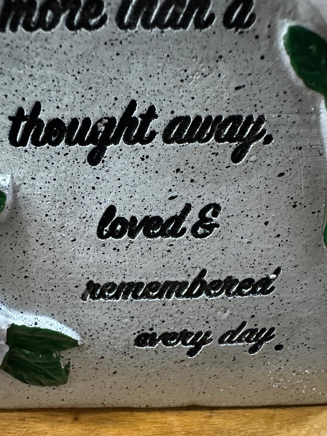Graveside Memorial Flower Vase Pot – Memory Tribute Ornament for Headstone Remembrance