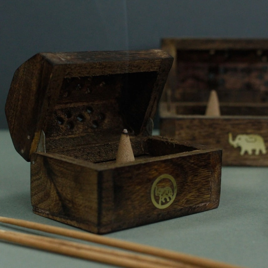 Mini Incense Cone Smoke Box – Mango Wood Incense Burner | Aromatherapy Home Decor