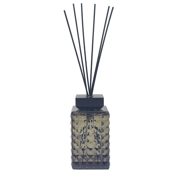 2L Luxury Diamond Cut Glass Reed Diffuser | Cashmere & Silk, Pomegranate Noir & Oud & Bergamot