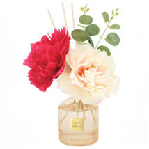 200ml Luxury Reed Diffuser with Decorative Roses | Peony & Blush Suede or Velvet Roses & Oud