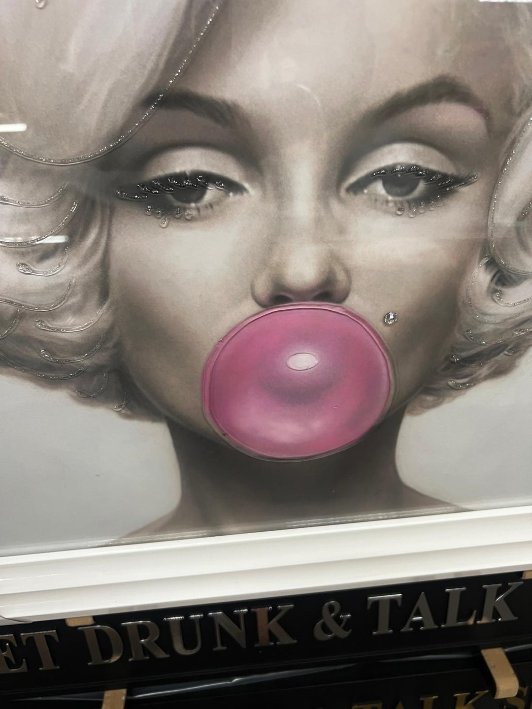 Marilyn Monroe Bubble Gum Wall Art with Liquid Resin | White Framed Pop Art Picture