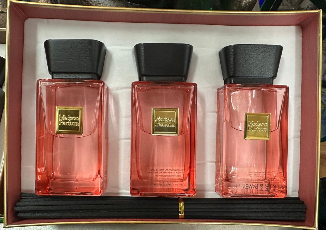 Stunning Reed Diffuser Gift Set – 6 Luxury Inspired by Scents – Ombre Nomad, Oud Wood, Neroli, Coco, Rouge & Aventi