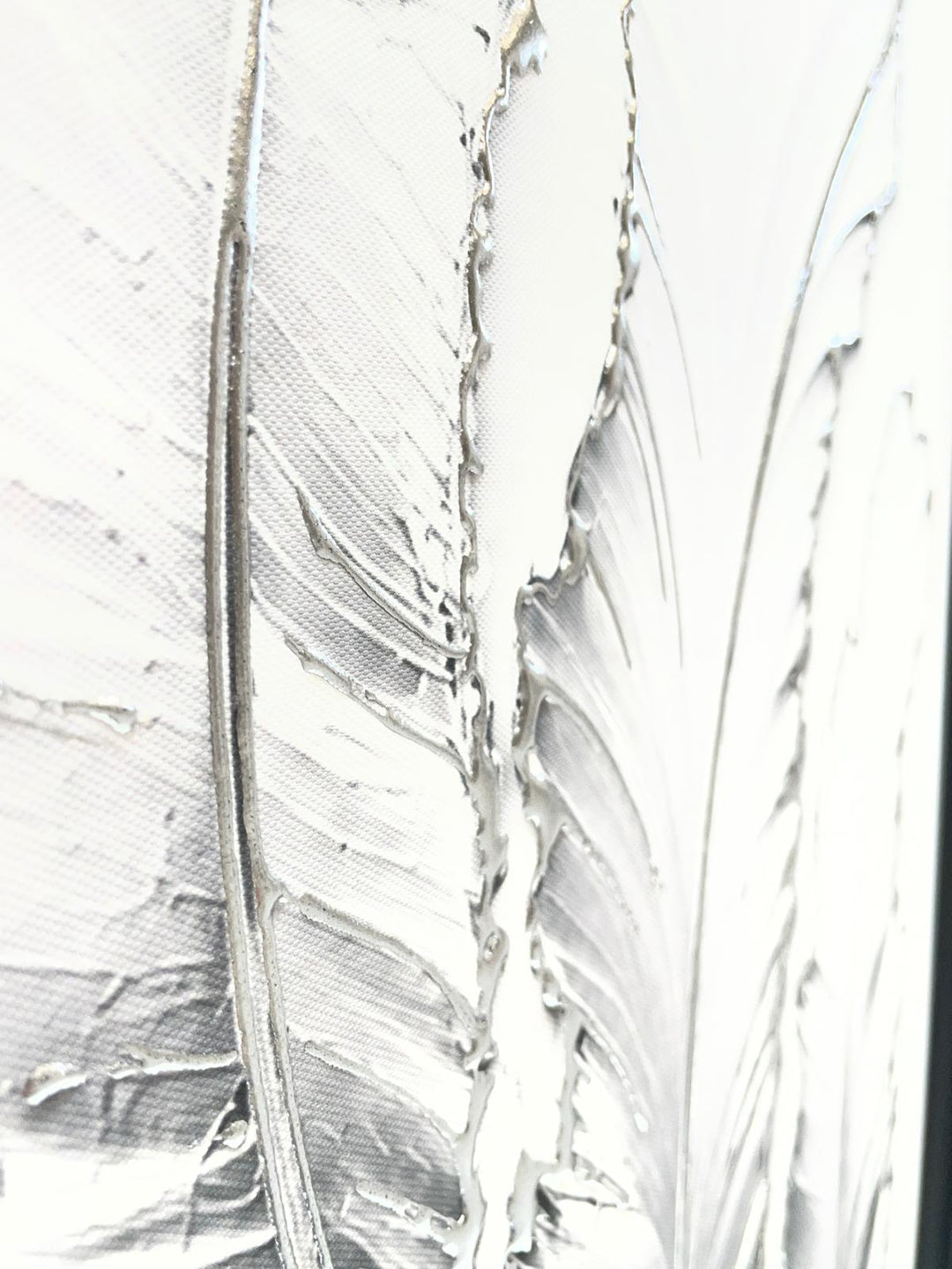 White Feather Wall Art with Liquid Resin – Luxury Black Framed Statement Picture