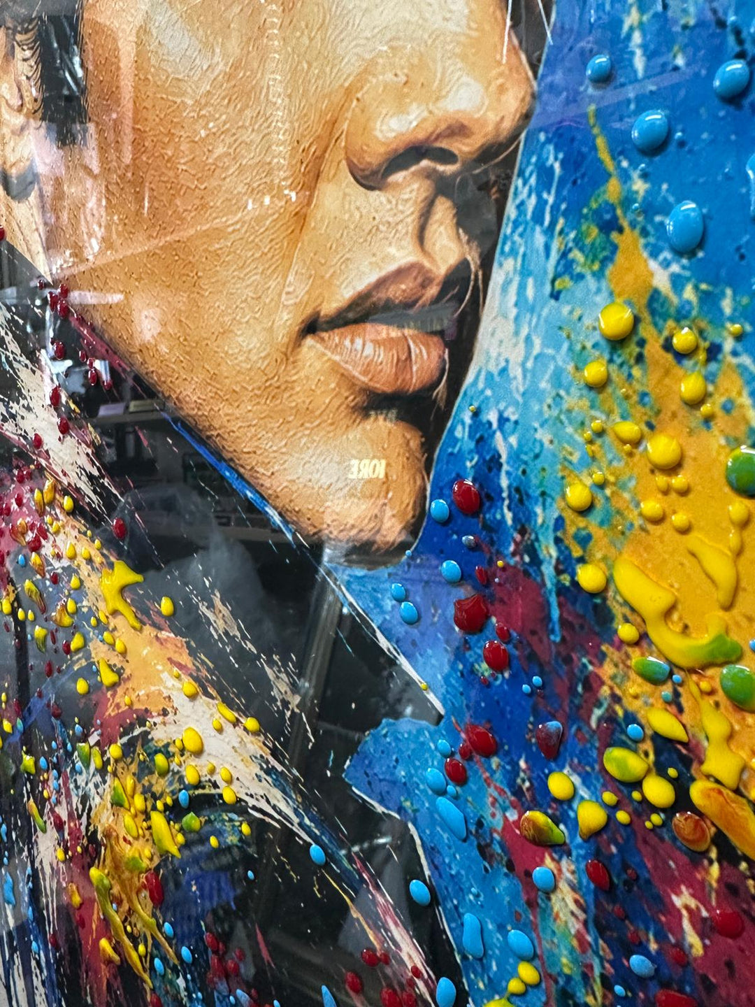 Elvis Presley Wall Art – Multi-Colour Liquid Art Picture with Black Frame