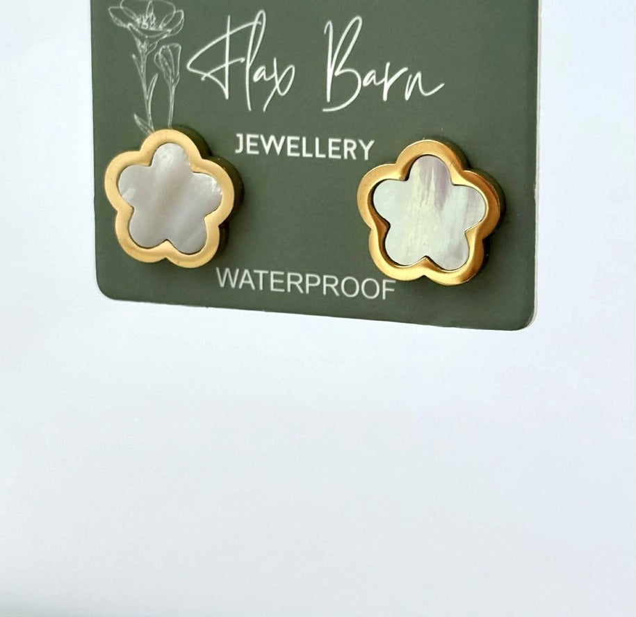 Tarnish Resistant Pearlescent Shell Flower Stud Earrings – Waterproof Hypoallergenic PVD Plated Jewellery