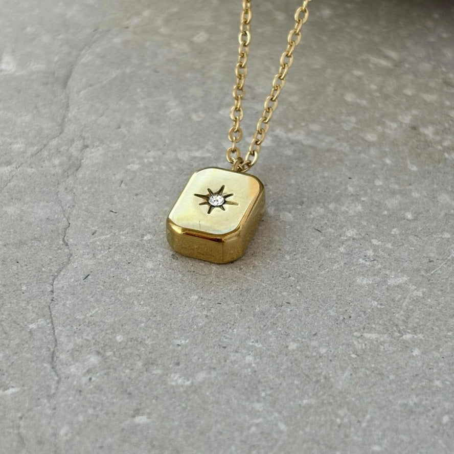 Tarnish Resistant Gold Block Zirconia Star Necklace – Waterproof Hypoallergenic PVD Gold Plated Stainless Steel