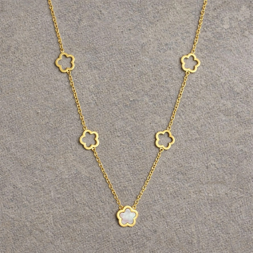 Tarnish Resistant Pearlescent Flower Necklace – Waterproof Hypoallergenic PVD Plated Stainless Steel