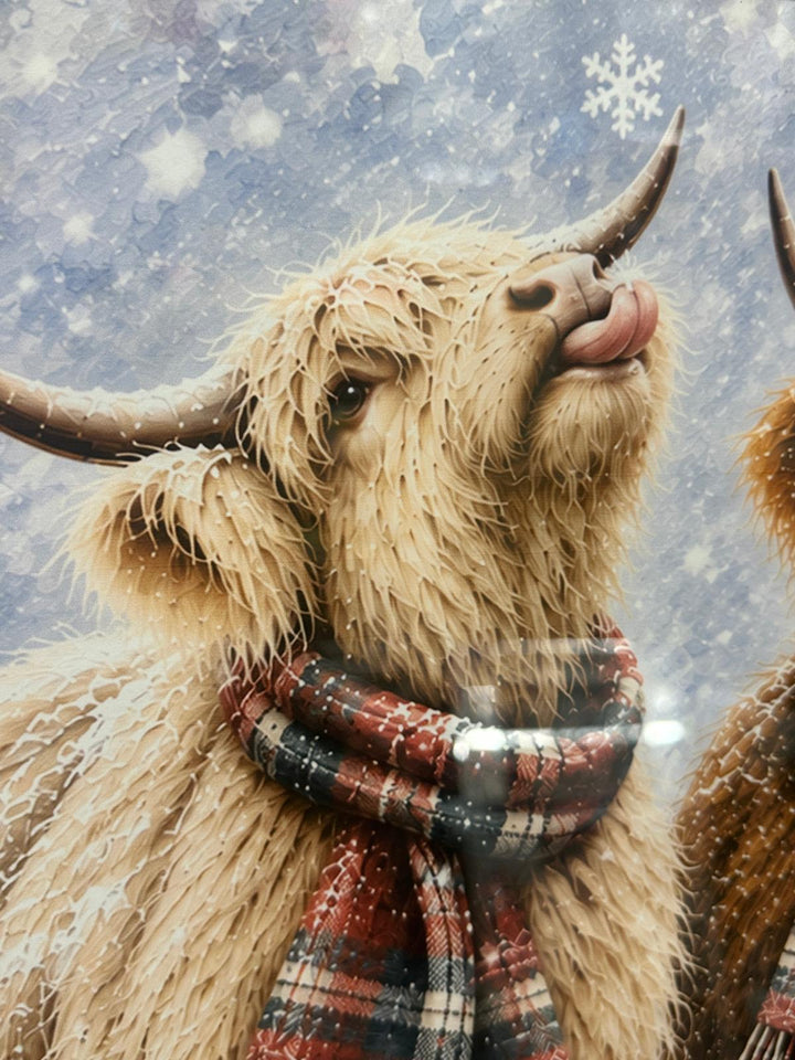 Two Highland Cows Tartan Scarf Christmas Picture – Gold Frame Highland Cow Wall Art
