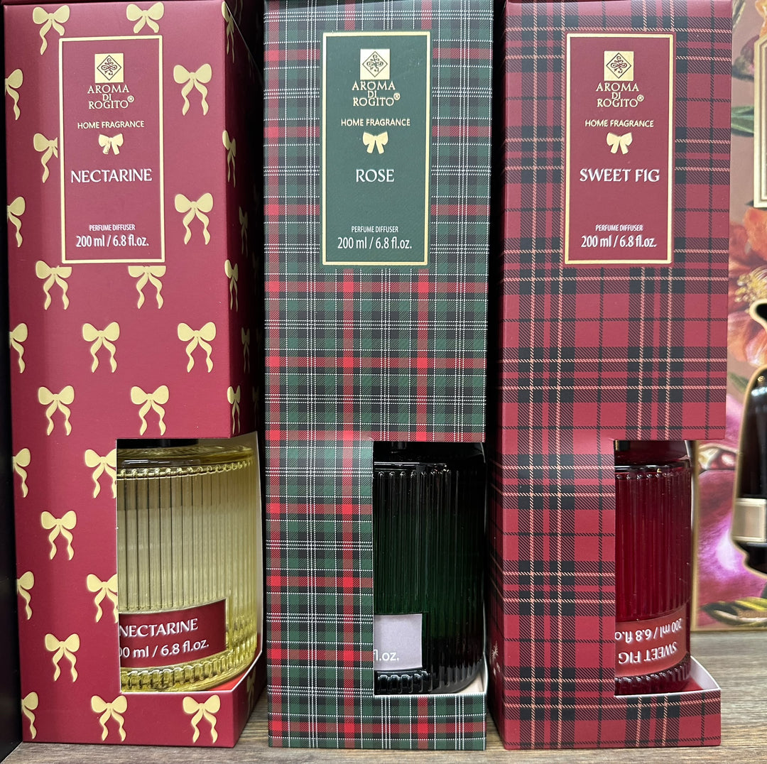 Christmas Reed Diffuser 200ml – Ribbed Bottle Home Fragrance | Nectarine, Rose & Sweet Fig