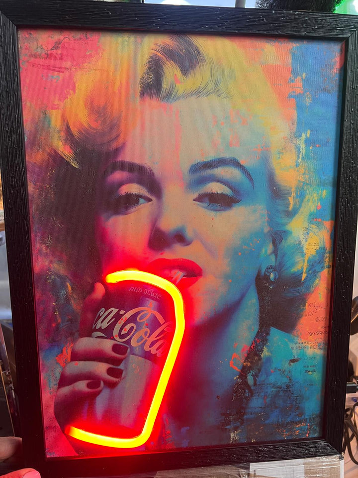 LED Light Canvas Pictures  Audrey, Beer glass, man Saxophone, Marilyn Monroe Black Frame USB Cable