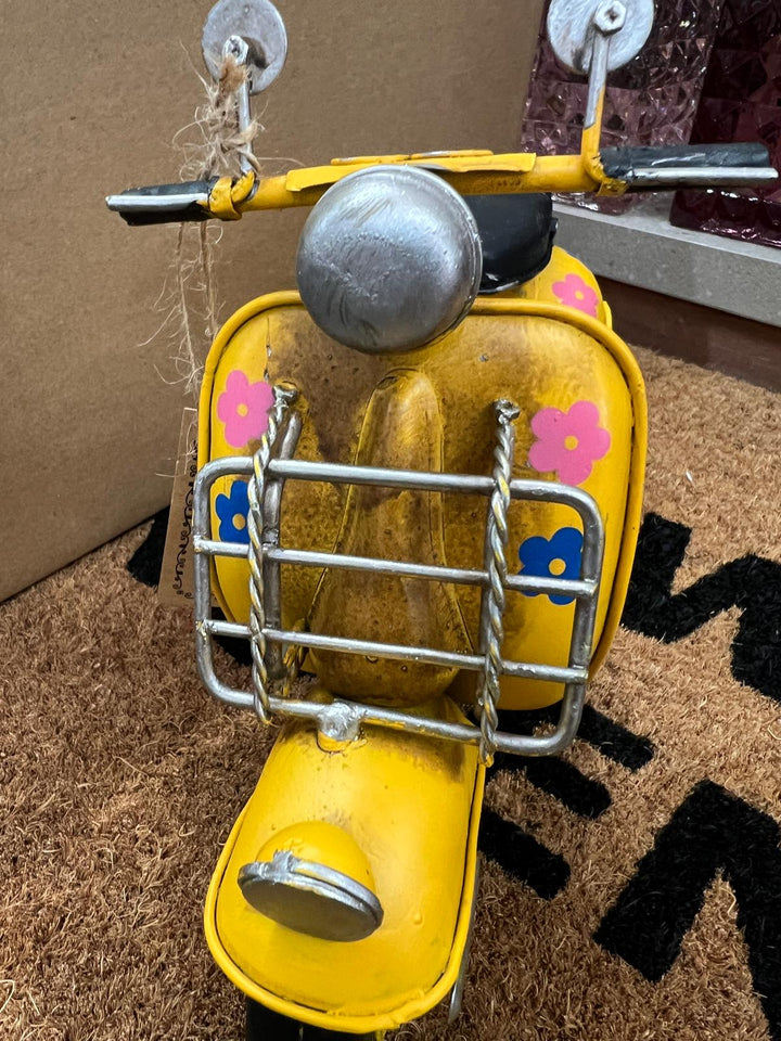 Vintage Lambretta Scooter Tin Model – Red, Yellow, Green, Pink & Purple Floral Retro Transport Collectible Décor