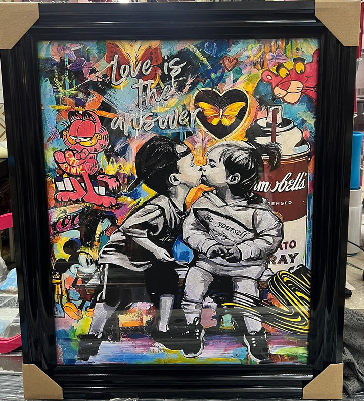 H.58CM-Black Framed Siblings Hugging Banksy Wall Art with Liquid Resin Finish home décor