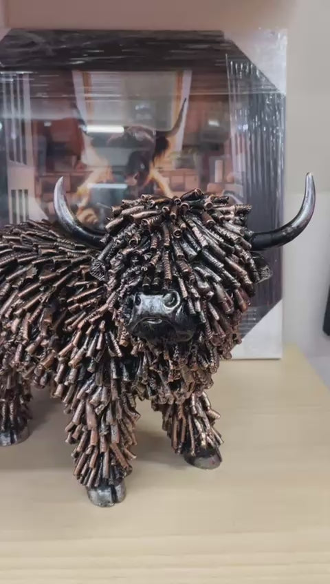 Bold Highland Cow bronze rustic cattle ornament